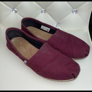 Toms